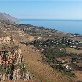 3 bedroom villa with pool near Castellamarre del Golfo, sleeps 5